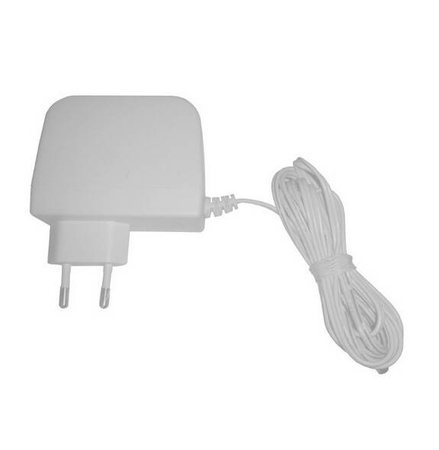 Zasilacz impulsowy wtyczkowy 15V/2A DC5.5/2.1