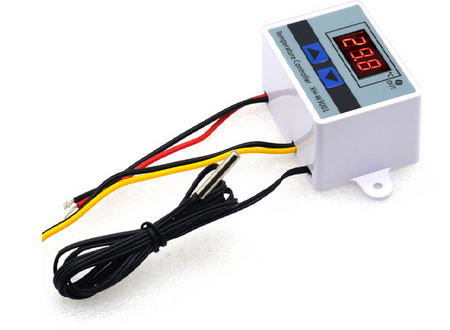 Cyfrowy termostat W3001 regulowany 12V -50C +110C