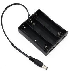 Koszyk na ogniwo 3 baterie typu 18650 z wtykiem 2.1