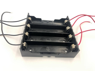 Koszyk na ogniwo akumulatory  4 x 18650 równoległy