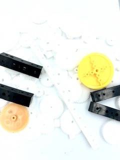 Zestaw akcesoriów do silników i pojazdów RC 92 el