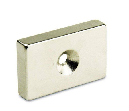 Magnes neodymowy prostokątny 46x46x9mm 21mm/10mm